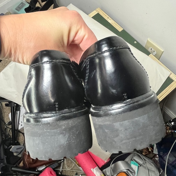 Reformation Agathea Chunky Loafer Black & White Patent Upper Lugg Sole Sz 7.5 - Picture 6 of 14